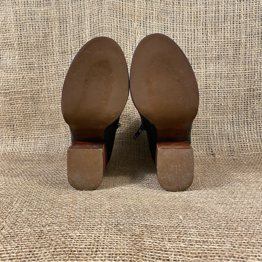 Jeffrey Campbell Boots Bootie Hanger Ankle Gray Leather Stack Heel Sz 6.5 M - Picture 8 of 11